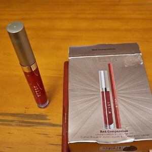 NIB Stila Red Compassion Lipstick and Liner Duo